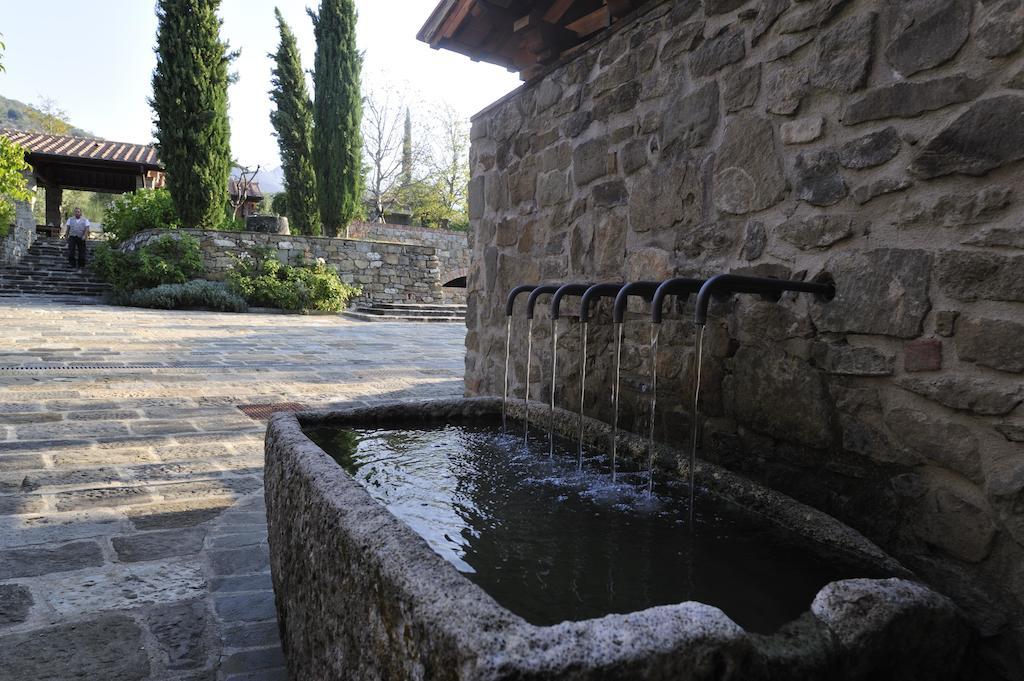 Fattoria Casamora - Suites Pian di Scò Buitenkant foto